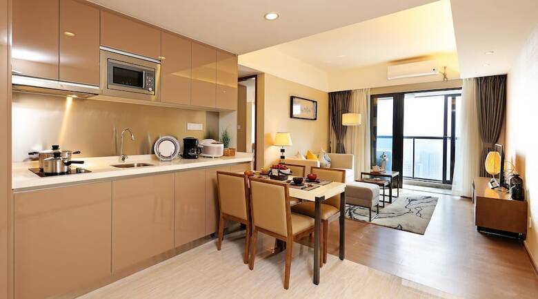 Yuwa Serviced Aparthotel