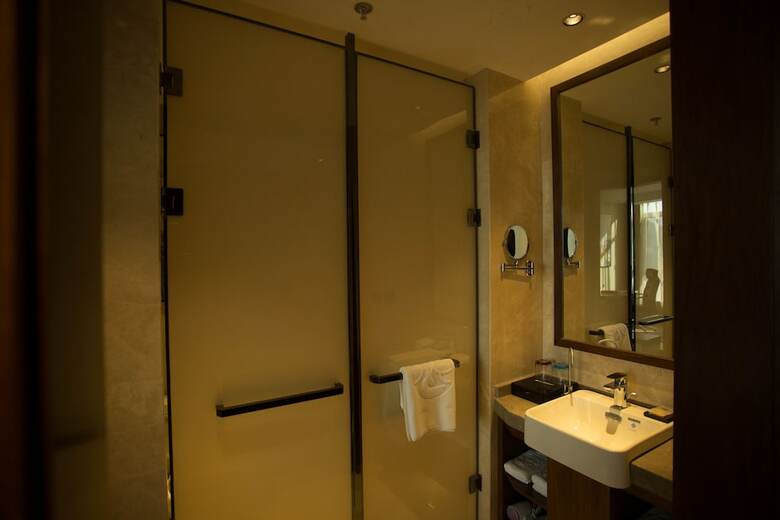 Yantai Dexin International Hotel