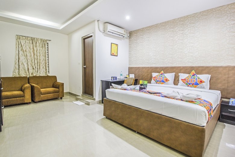 Fabhotel 4 Seasons Silk Board