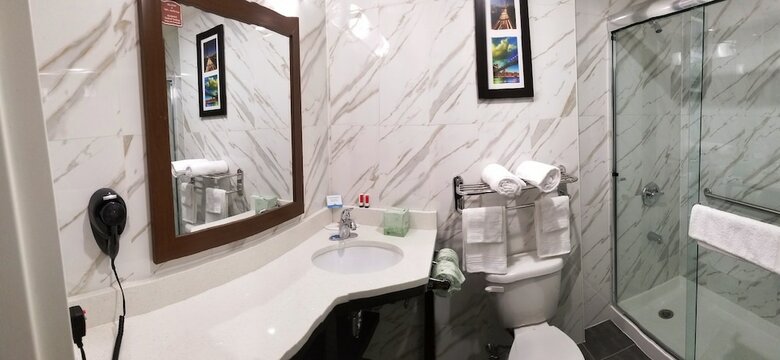Hotel Days Inn By Wyndham Brooklyn Marine Park