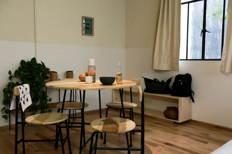Hotel Izta 54
