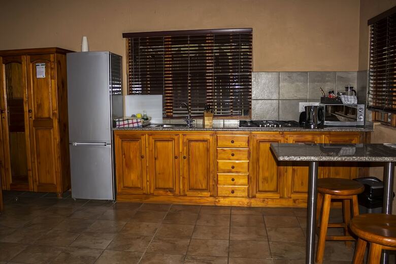 Posada Rain Farm Game Lodge