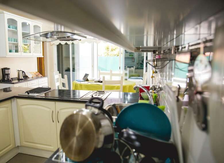 Hostal Help Yourself Hostels Carcavelos Coast