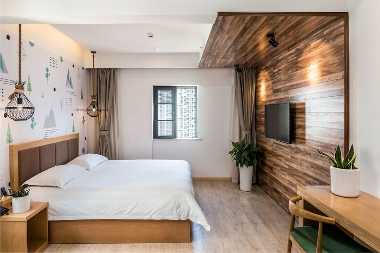 Blossom Hotel In Kunming
