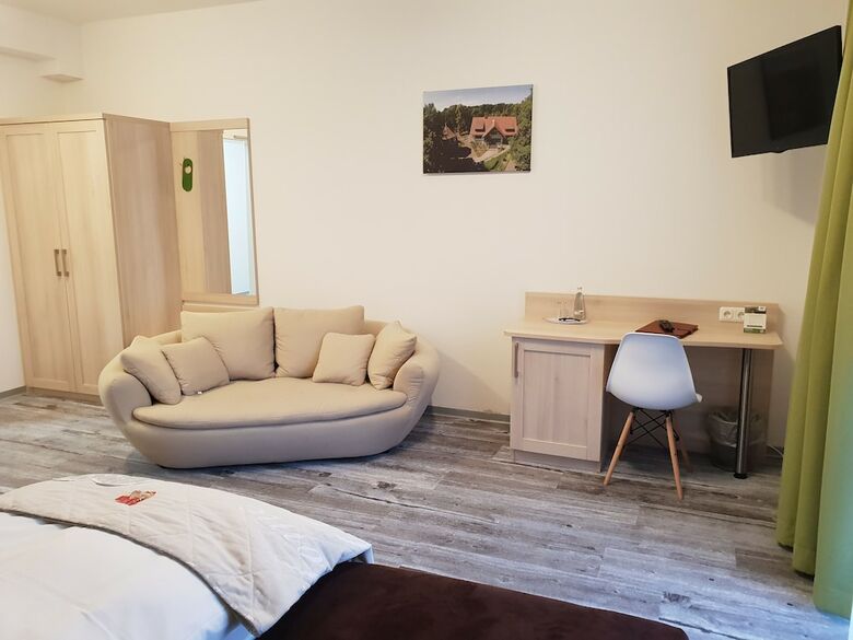 Neue M�hle Hotel Und Restaurant
