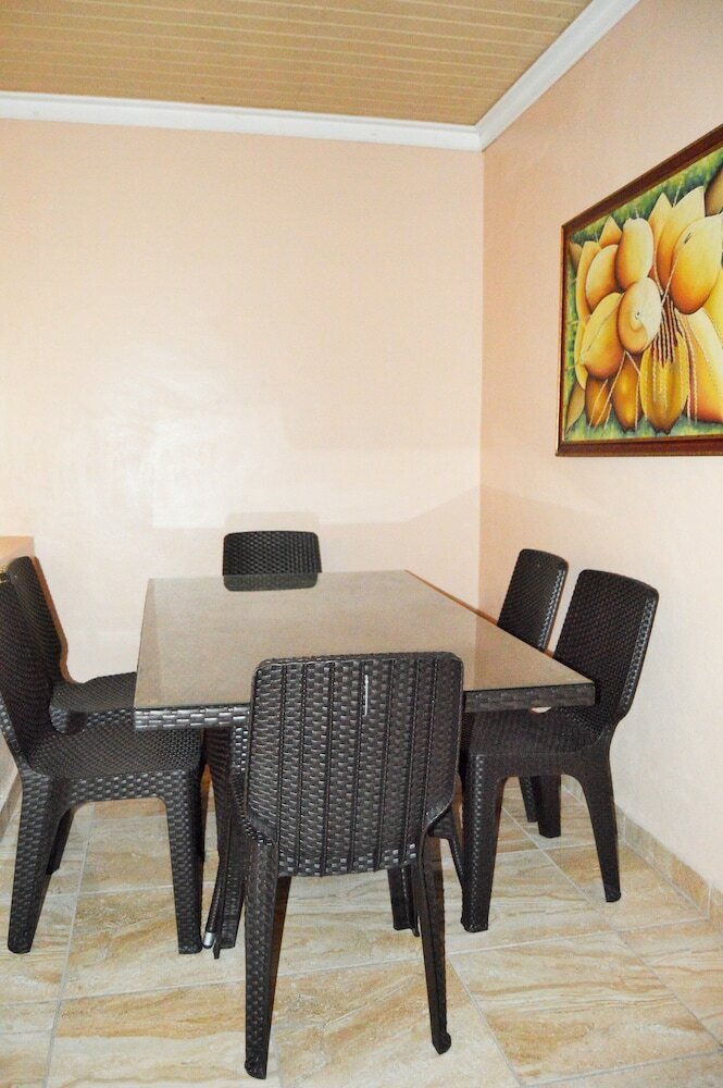 Hotel Le Village D'ennery