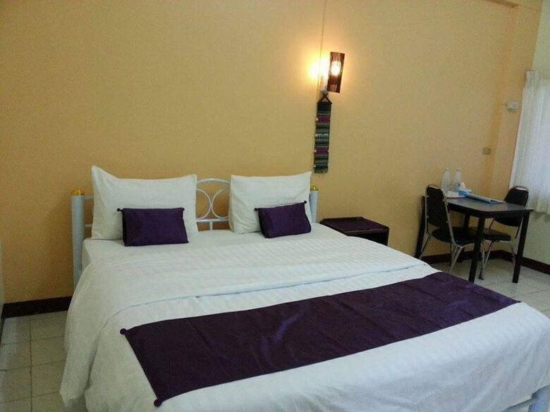 Hotel Lamphun Place