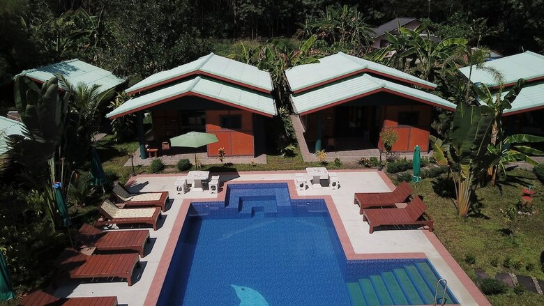 Hotel New Paradise Home Resort