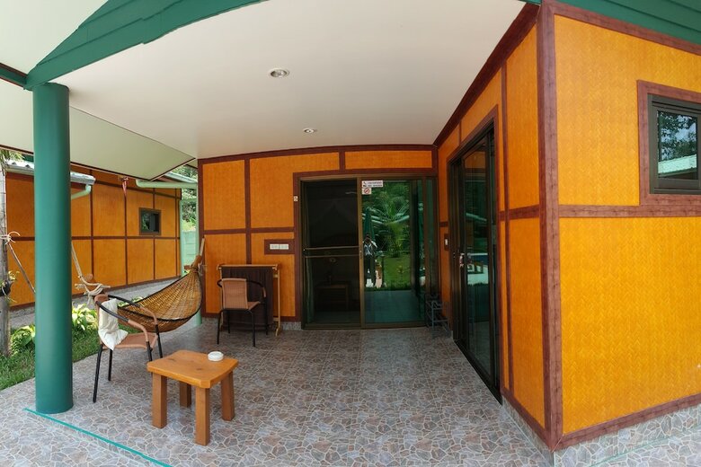 Hotel New Paradise Home Resort