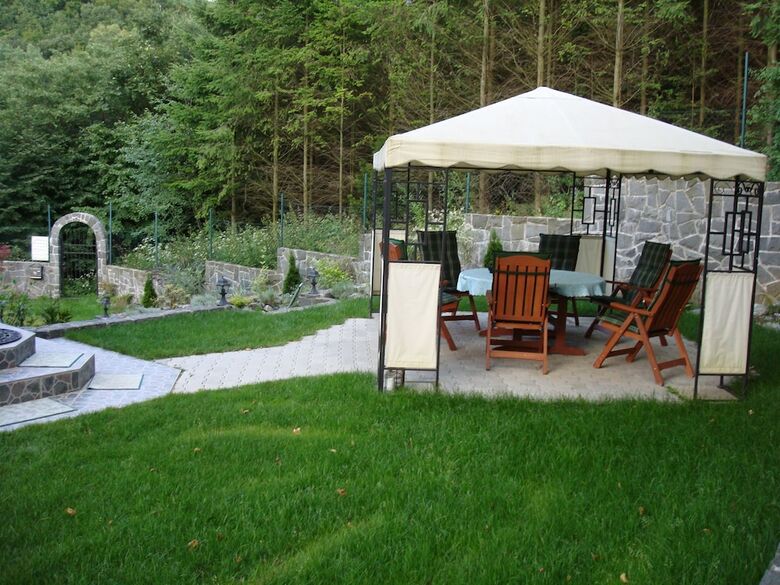 Pension Penzi�n Zlat� Jele?