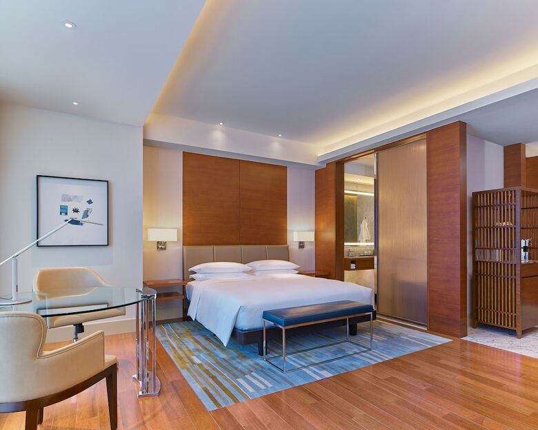 Hotel Grand Hyatt Manila
