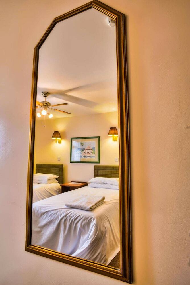 Hotel Easton Guest House