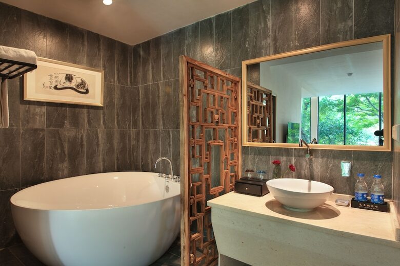 Guilin Heshe Hotel
