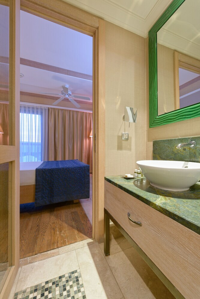 Hotel Lykia World Antalya