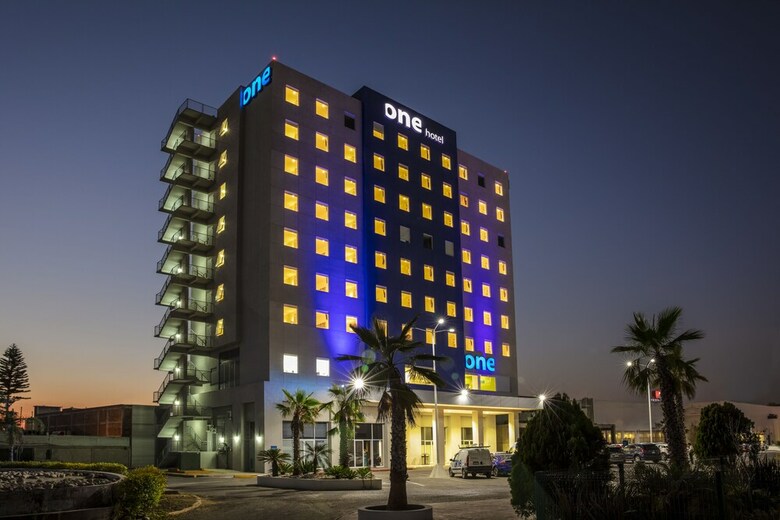 Hotel One Leon Antares