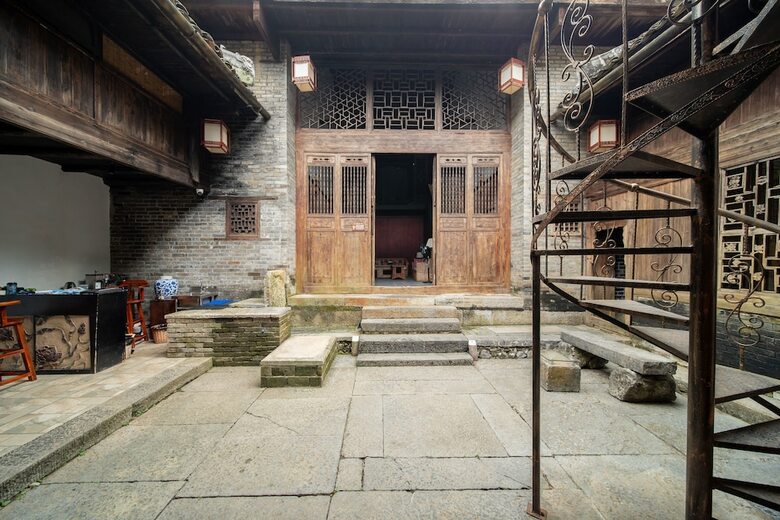 Bed & Breakfast Old Manor House Yangshuo