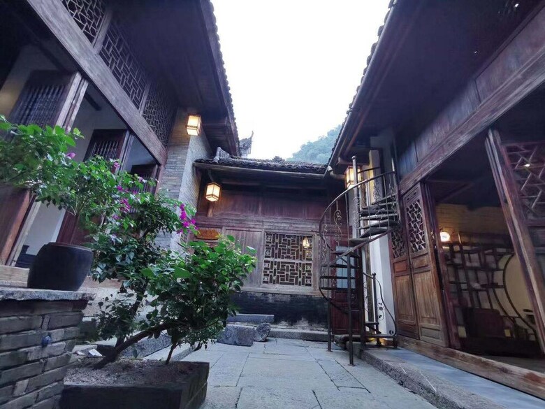Bed & Breakfast Old Manor House Yangshuo