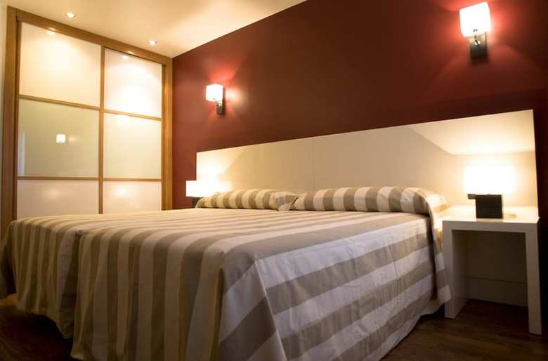 Aparthotel Ah San Ferm�n Pamplona
