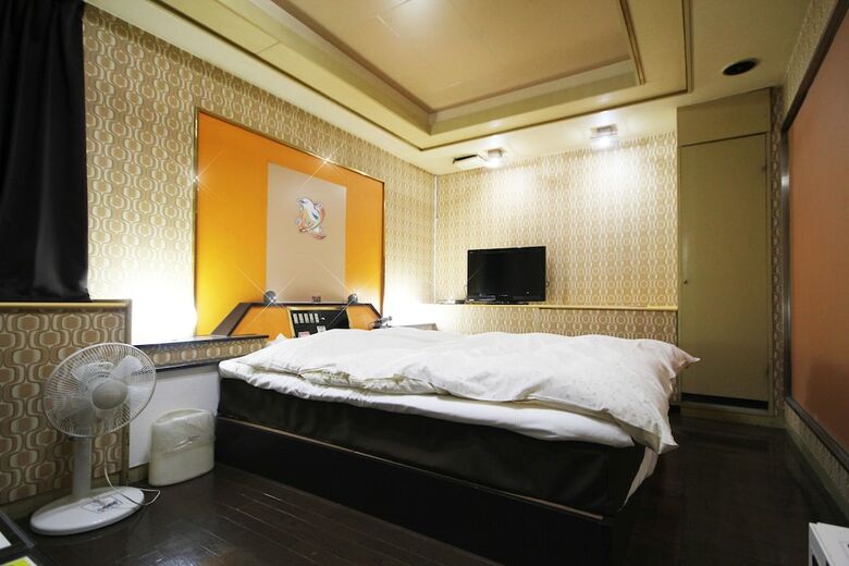 Hotel Que Sera Sera Hirano - Adults Only