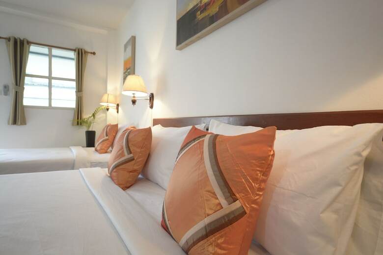 Hotel Irest Ao Nang Seafront