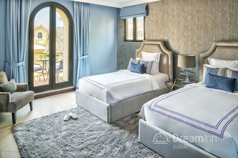 Dream Inn Dubai - Palm Villa Frond O