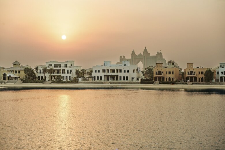 Dream Inn Dubai - Palm Villa Frond O