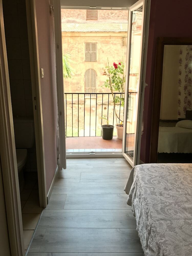 Hotel H�tel Au Picardy