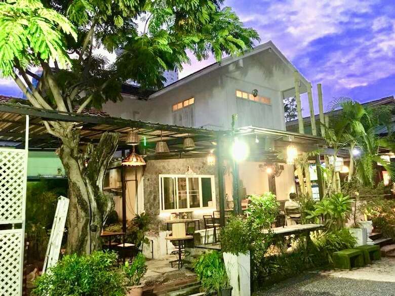 Hostal First 1 Boutique House At Sukhumvit 1