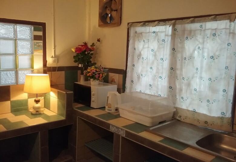 Hotel Srisin Guesthouse