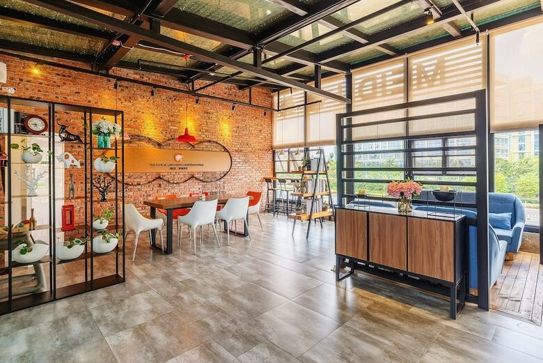 The Borrman Hotel Kunming Kmg