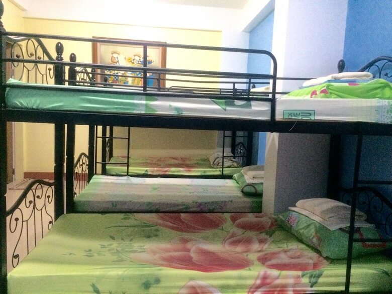 Hotel Mayon Lodging House