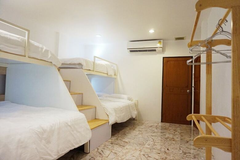 Hostal Boon Street Hostel
