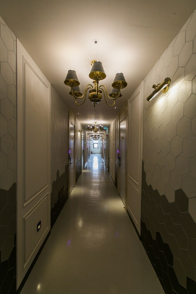 February Hotel Dongseongro