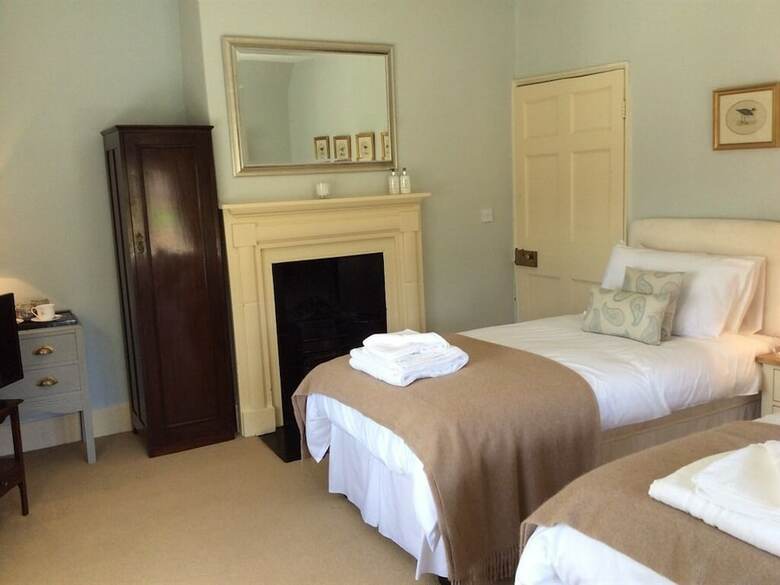 Castle Farm House B&B