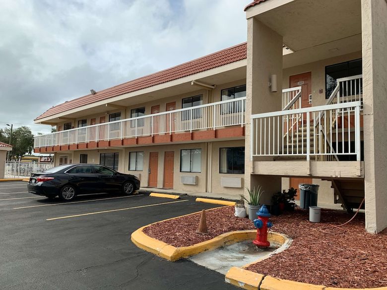 Motel 6 Tampa, Fl