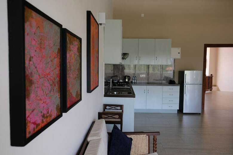 Hotel Twenty-two Weligambay