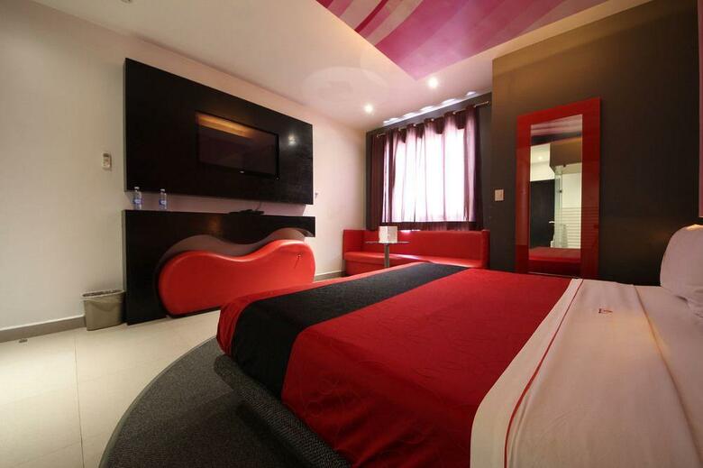 Auto Hotel Marques - Adults Only