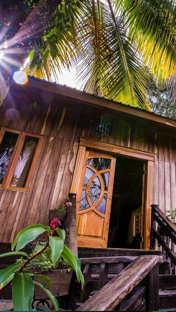 Hotel Mayan Hills Resort