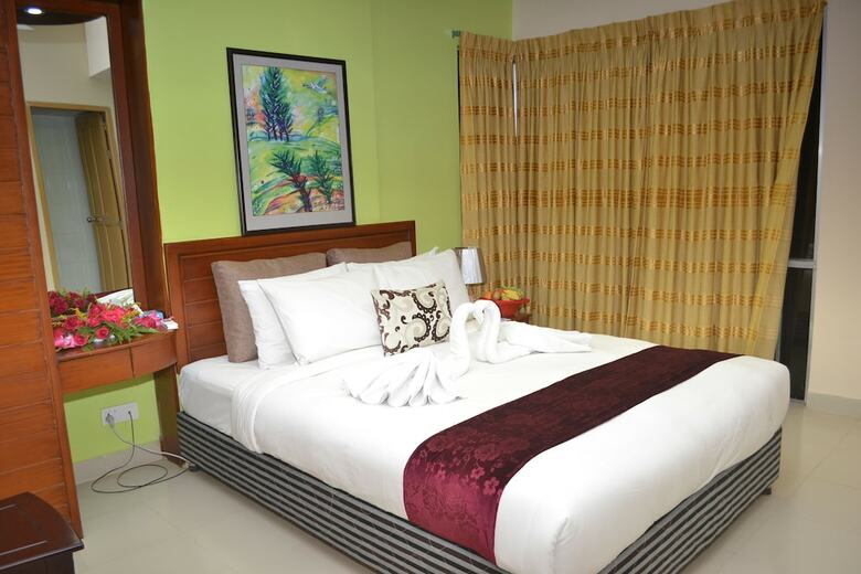 Hotel Lighthouse Family Retreat