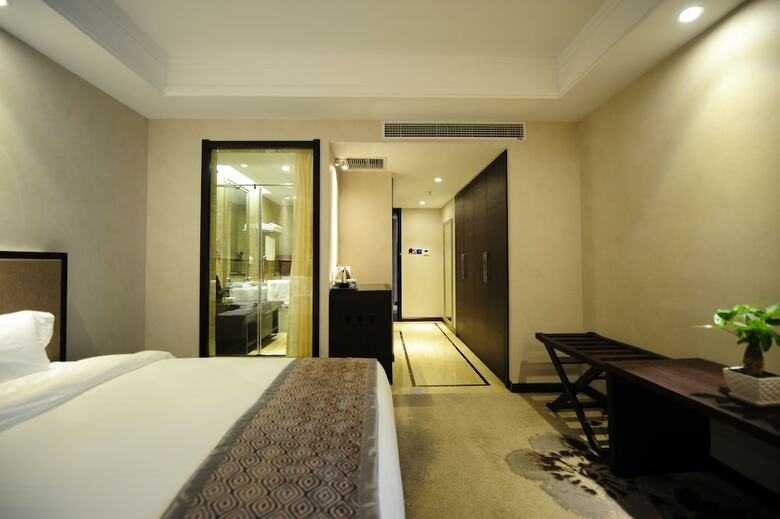 Longfor Holiday Hotel Yantai