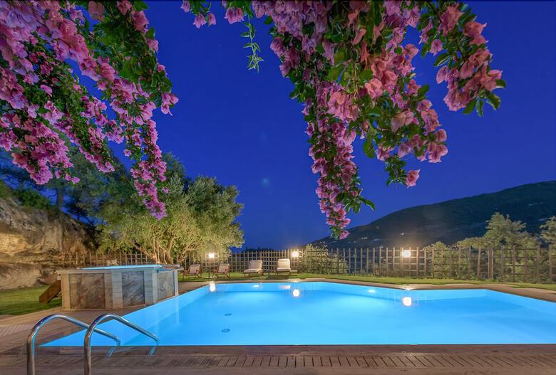 Limneon Villas