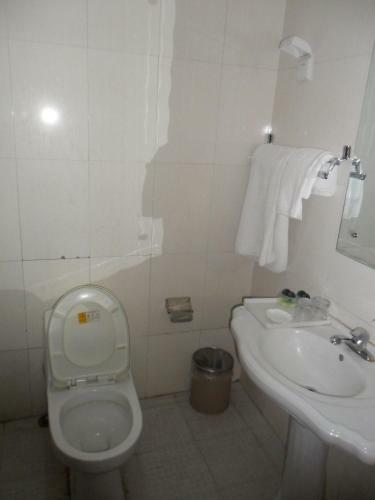 Yabuli News Center Hotel