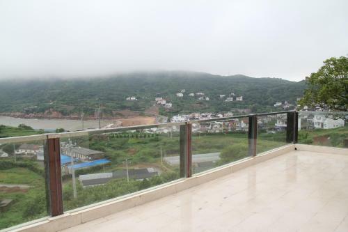 Shengsi Huajing Villa