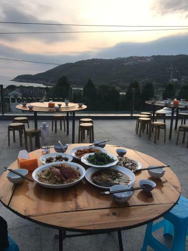 Shengsi Huajing Villa