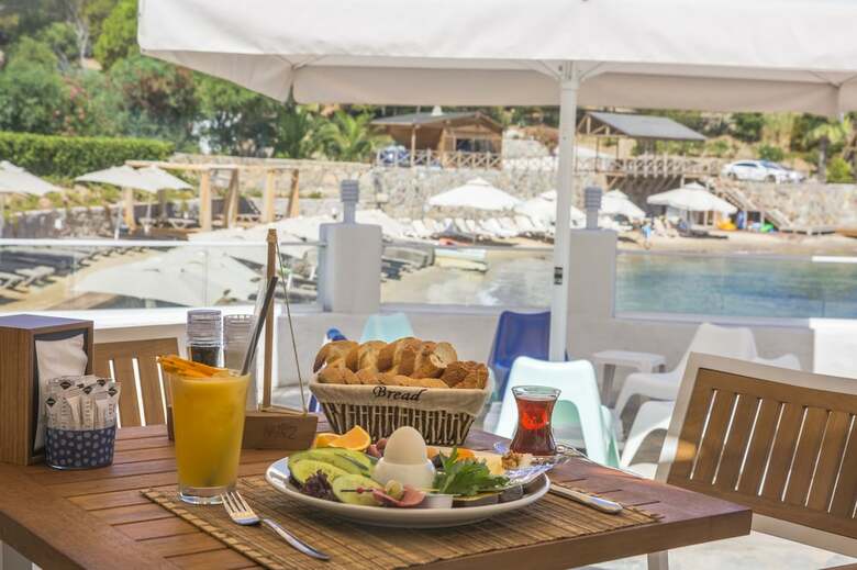 Yaz Beach Hotel