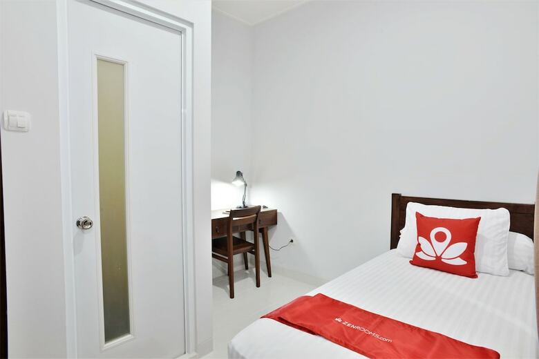 Hotel Zen Rooms Bintaro Sector 3