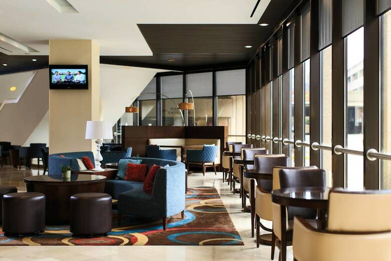 Hotel Charleston Marriott Town Center