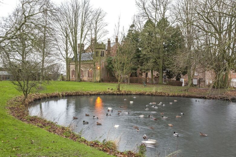 Aparthotel Thurnham Hall Resort