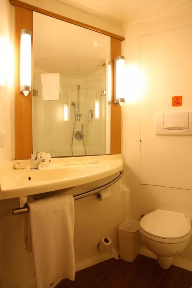 Hotel Ibis Anshan Shengli Square