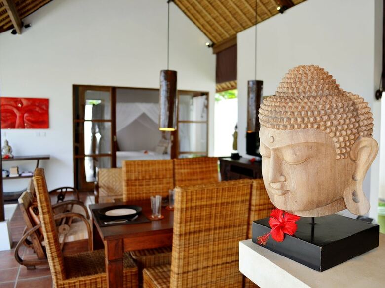 Villa Candi Kecil Tiga